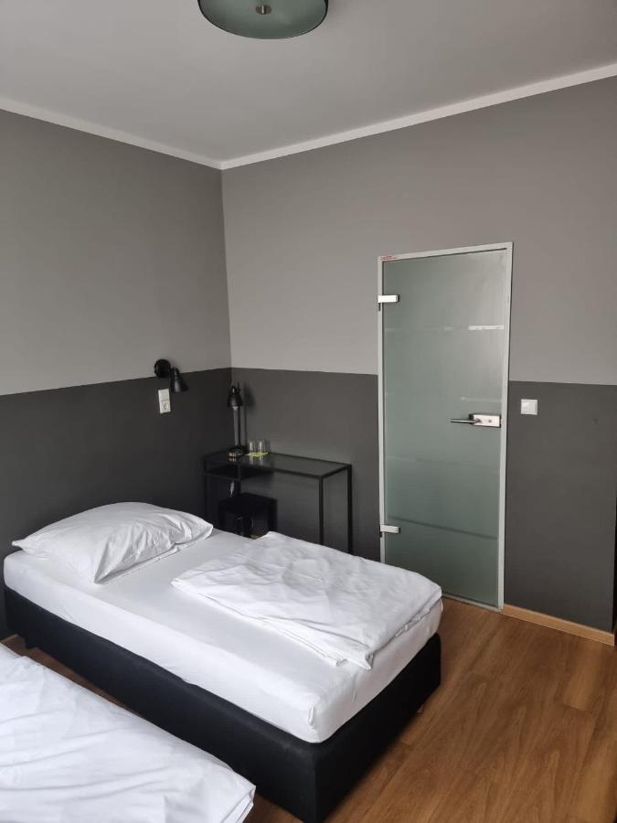 Hotel Fly ' In Offenbach am Main Dış mekan fotoğraf
