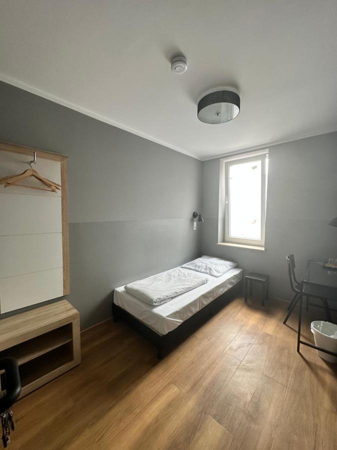 Hotel Fly ' In Offenbach am Main Dış mekan fotoğraf